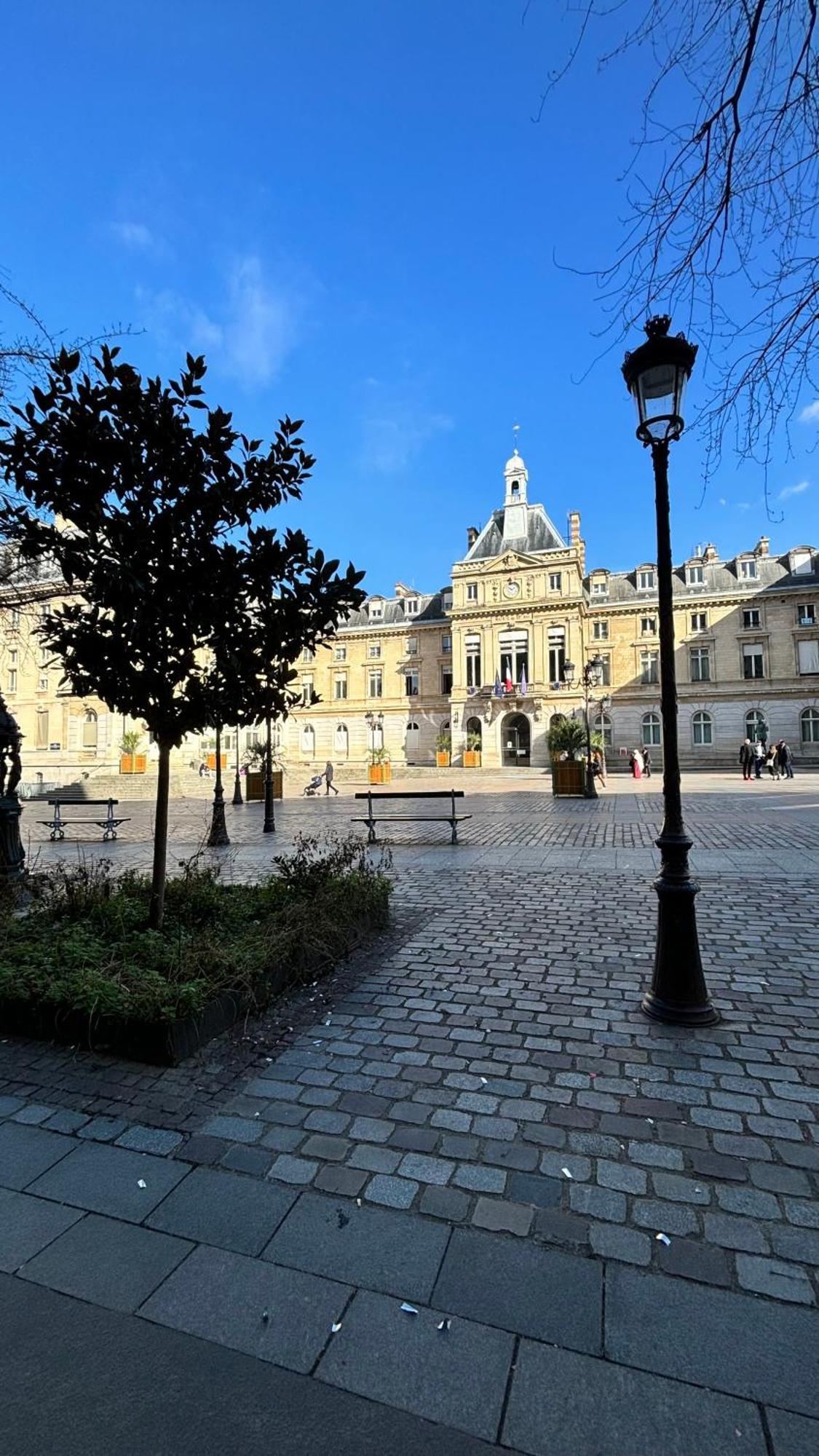 Cozy Parisian Getaway * Paris